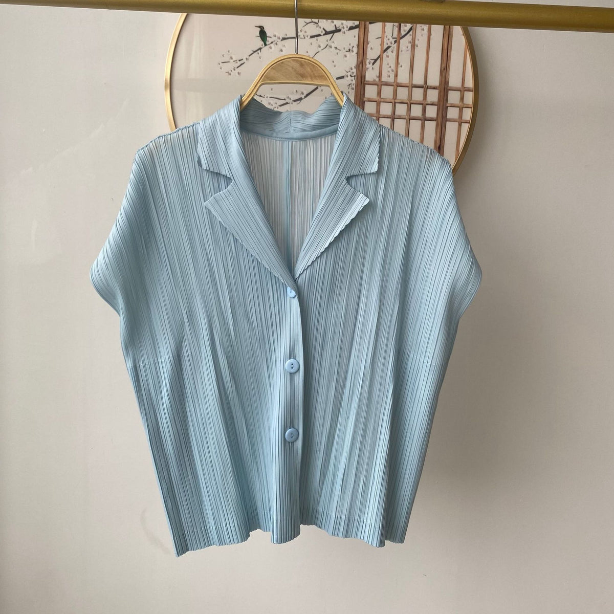 Elegant Modern Chinese Style Pleated Top with High-End Quality Casual and Fashionable Design Versatile for Everyday Wear