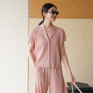 Elegant Modern Chinese Style Pleated Top with High-End Quality Casual and Fashionable Design Versatile for Everyday Wear