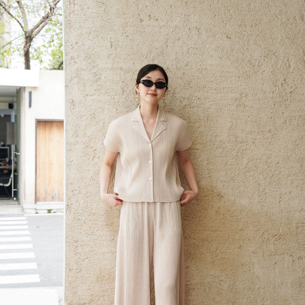 Elegant Modern Chinese Style Pleated Top with High-End Quality Casual and Fashionable Design Versatile for Everyday Wear