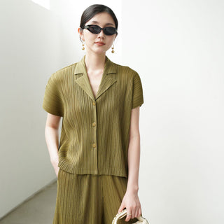 Elegant Modern Chinese Style Pleated Top with High-End Quality Casual and Fashionable Design Versatile for Everyday Wear
