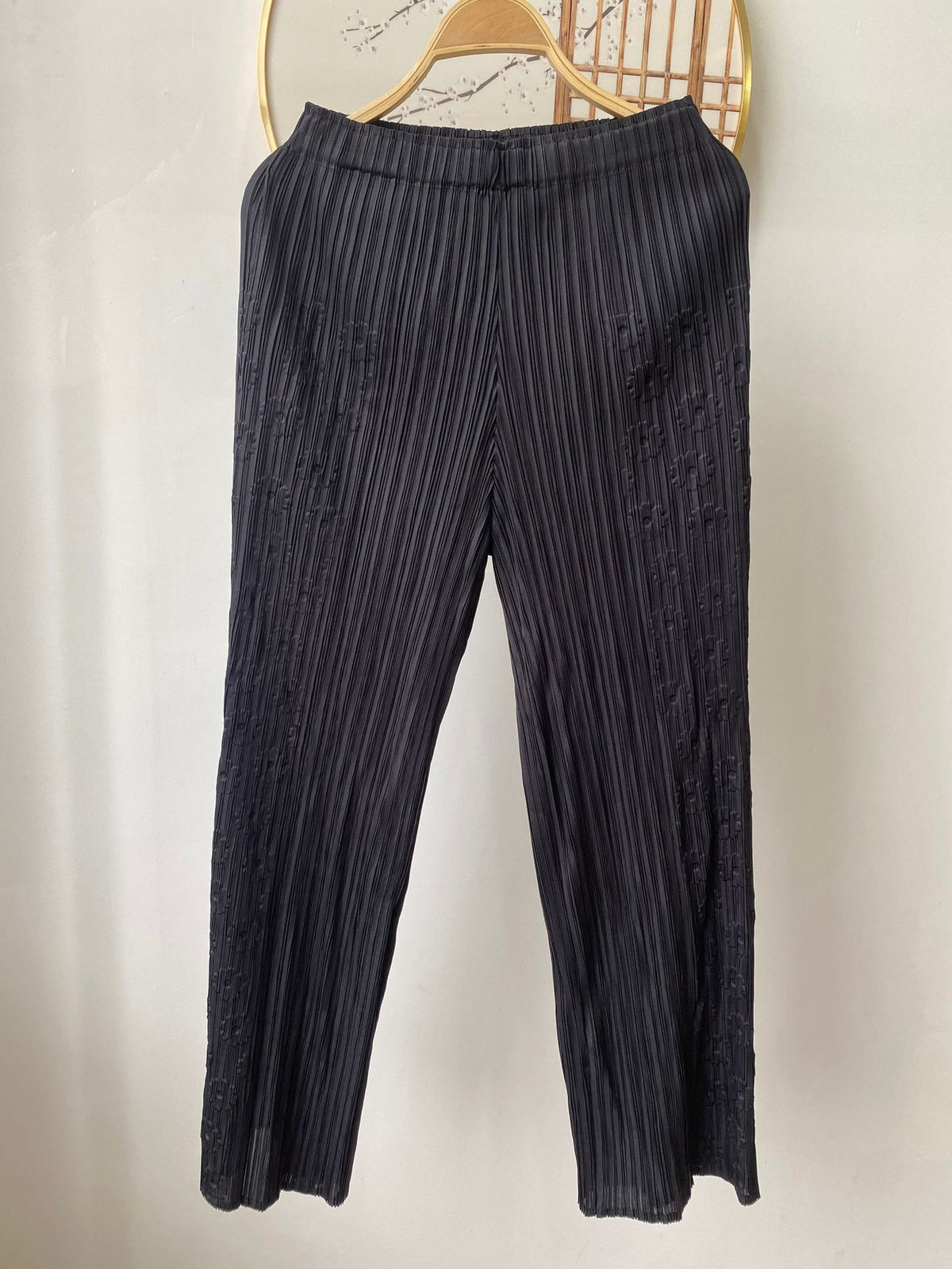 High-end Pleated Embroidered Straight Leg Casual Fashion Pants