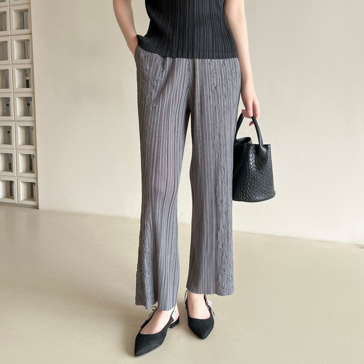 High-end Pleated Embroidered Straight Leg Casual Fashion Pants