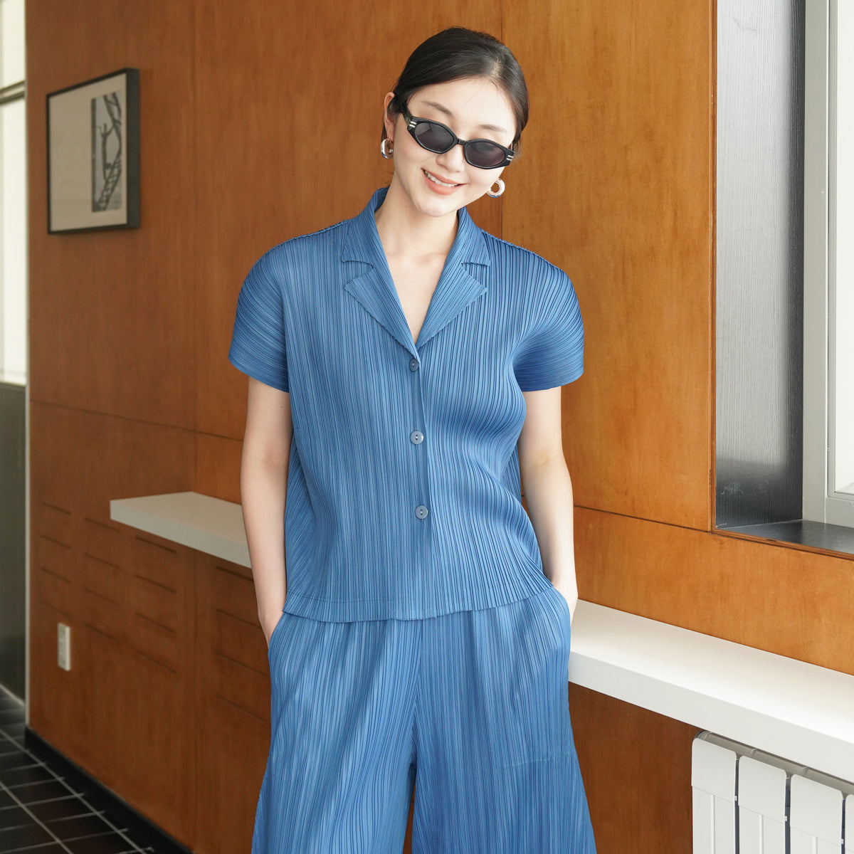 Elegant Modern Chinese Style Pleated Top with High-End Quality Casual and Fashionable Design Versatile for Everyday Wear
